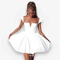 V-Neck White Pleated Short Dress