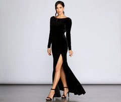 Everly Formal Velvet Charming And Pearl Dress