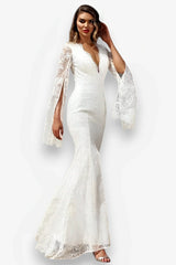 Full Length Long-Sleeved Long Elegant Dress