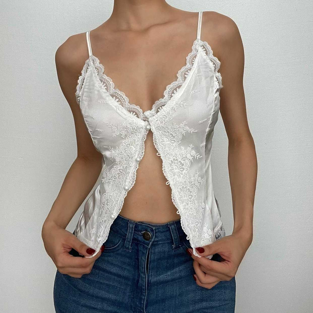 Lace Solid Button V Neck Backless Cami Crop Top